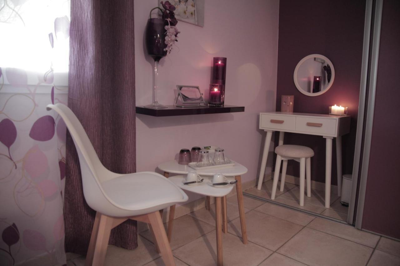 Au Doux Repos Bed and Breakfast Lucbardez-et-Bargues Eksteriør billede